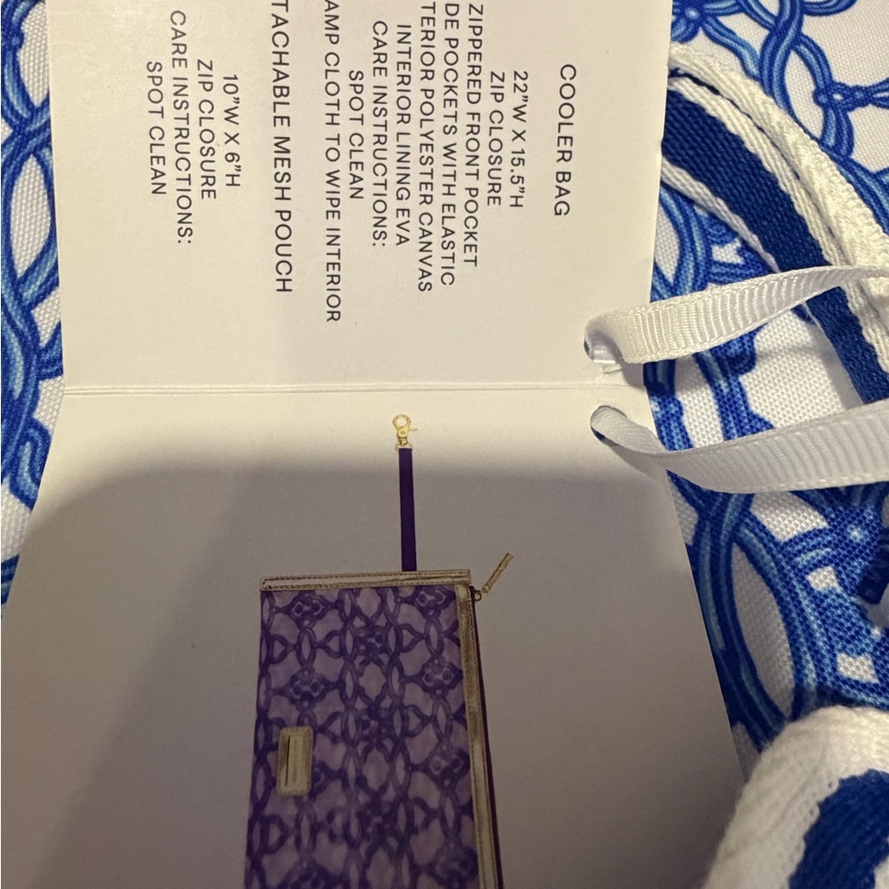 Lilly Pulitzer Blue Patterned cooler Tote with Striped Handles Pouch NWT Summer - Picture 8 of 8